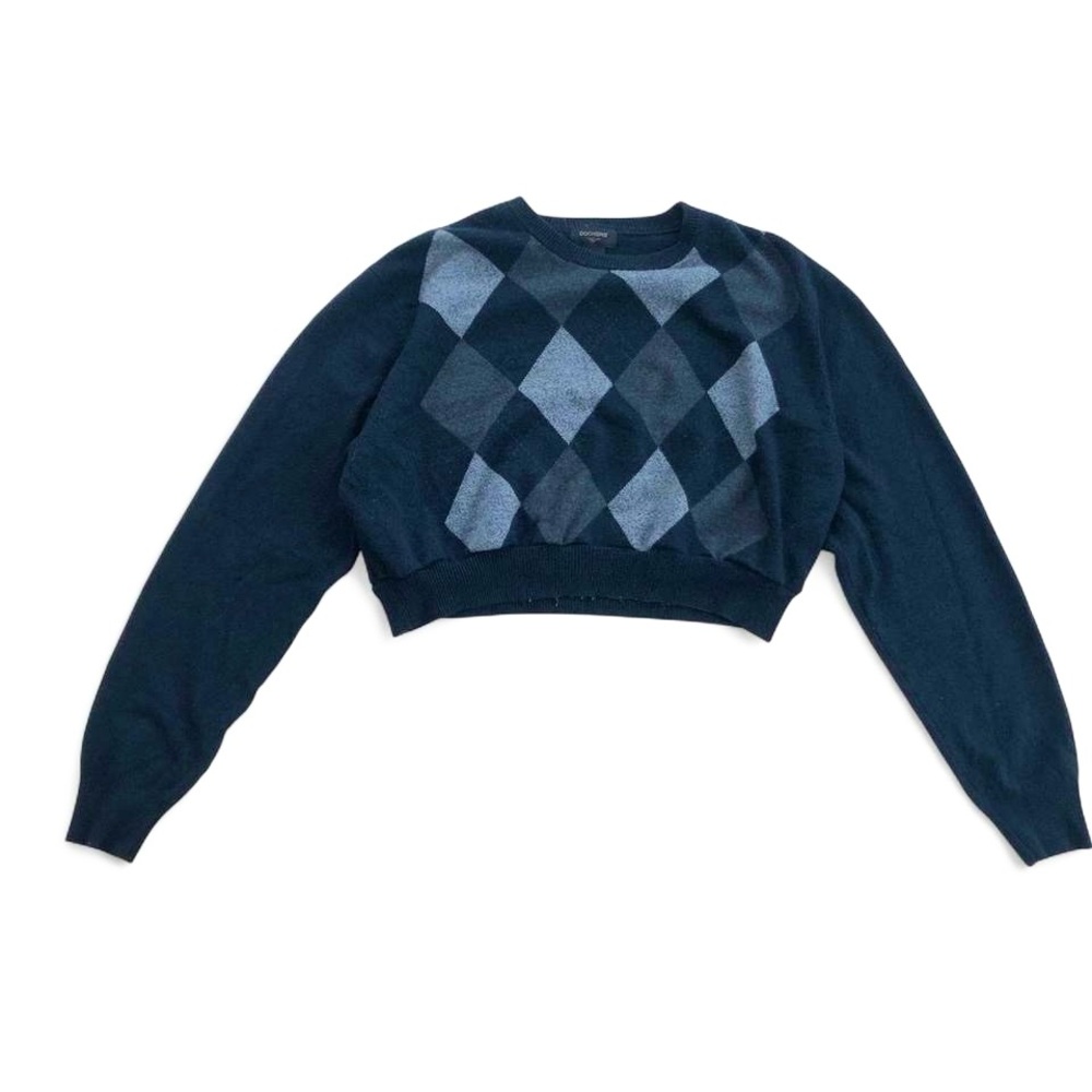 Cropped navy blue argyle sweater